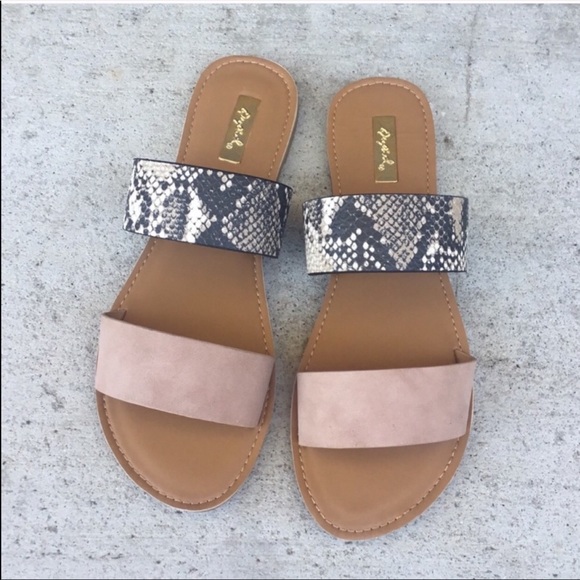 Snake skin and blush slip on sandals - Picture 2 of 4